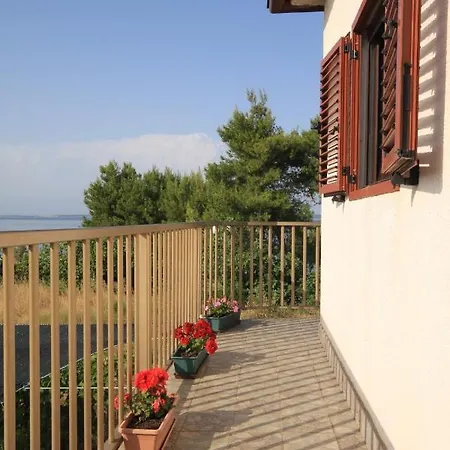 By The Sea - 8257 Apartment *